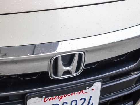 Used 2019 Honda Accord LX image 4