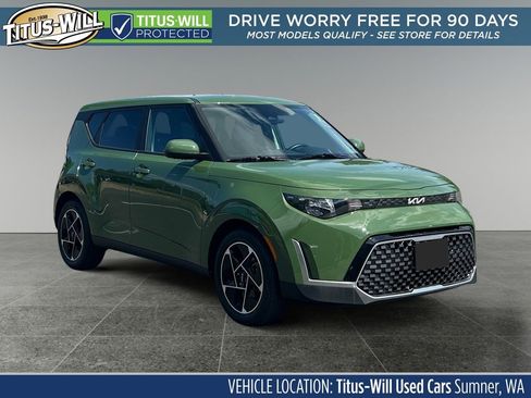 Used 2023 Kia Soul EX image 1