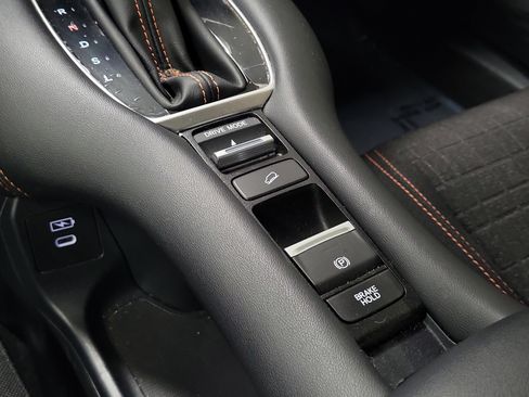 Used 2024 Honda HR-V Sport image 34