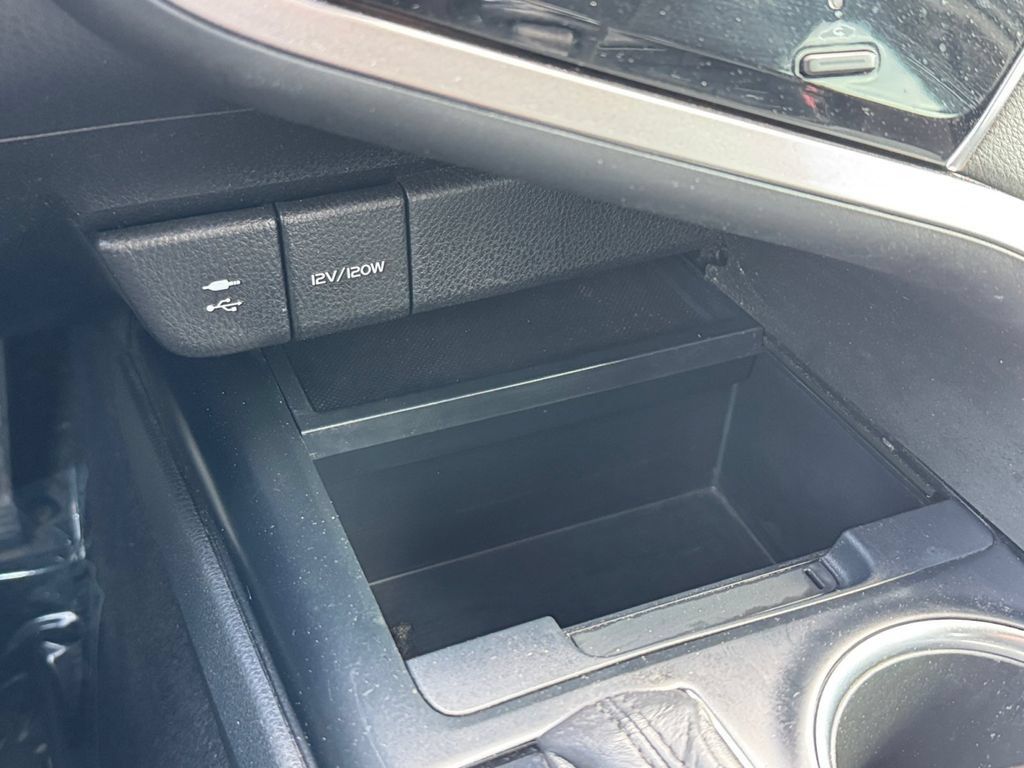 Certified 2018 Toyota Camry XSE FWD image 23