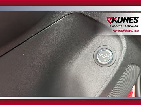 New 2026 Buick Envista Sport Touring image 32