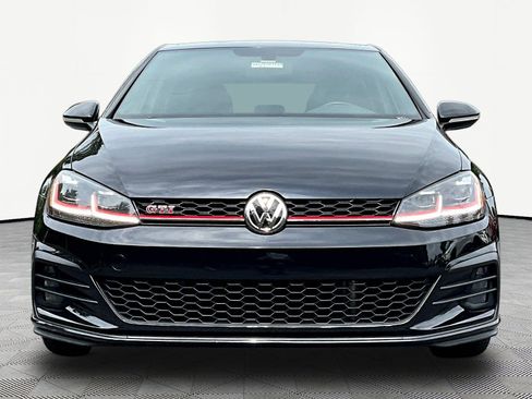 Used 2020 Volkswagen Golf 4-Door FWD image 2