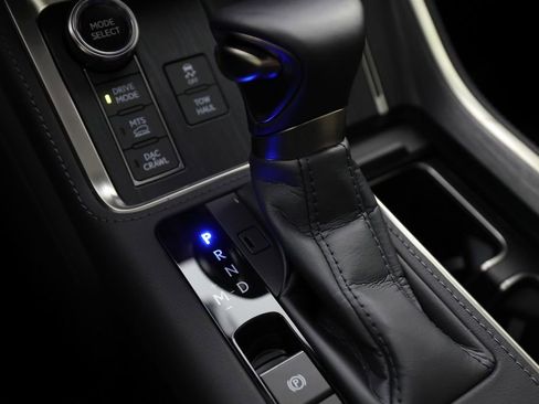 Used 2026 Lexus GX 550 image 25