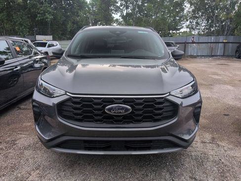 Used 2025 Ford Escape ST-Line FWD image 2