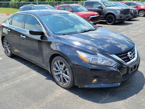 Used 2018 Nissan Altima 2.5 SR w/ SR Special Edition FWD image 8