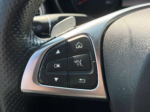 Used 2015 Mercedes-Benz C 400 4MATIC image 29