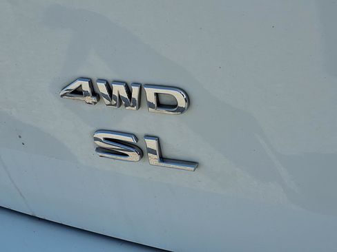 Used 2019 Nissan Pathfinder SL AWD/4WD image 30