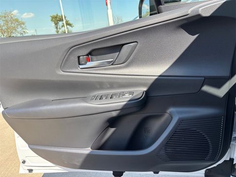 New 2026 Toyota Prius Plug-In Hybrid image 24