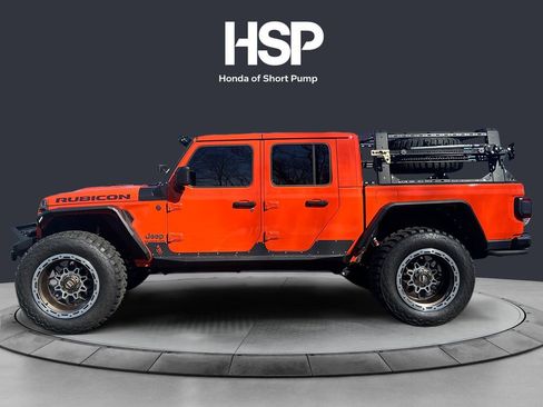 Used 2020 Jeep Gladiator Rubicon image 2