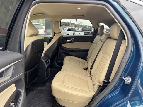 Used 2020 Ford Edge SEL image 12