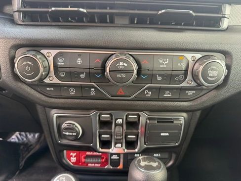 New 2026 Jeep Wrangler Unlimited Sport AWD/4WD image 19