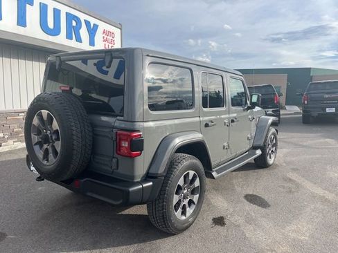 Used 2019 Jeep Wrangler Unlimited Sahara AWD/4WD image 15