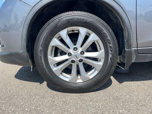 Used 2016 Nissan Rogue SV AWD/4WD image 28