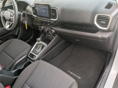 Certified 2023 Hyundai Venue SE w/ Cargo Package image 36