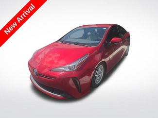 Used 2021 Toyota Prius LE FWD video 1