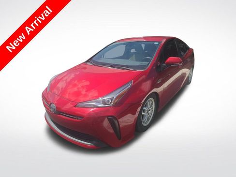 Used 2021 Toyota Prius LE FWD image 1