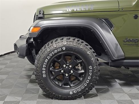 Used 2021 Jeep Wrangler Unlimited Willys image 11