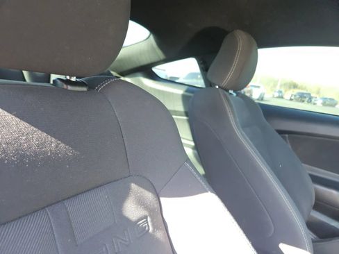 Used 2019 Ford Mustang GT w/ Equipment Group 301A image 10