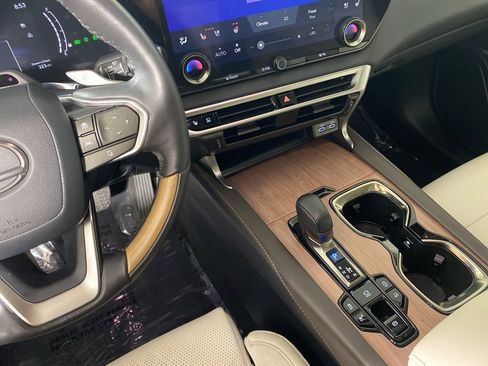 Certified 2023 Lexus RX 350 350 Luxury w/ Accessory Package image 16