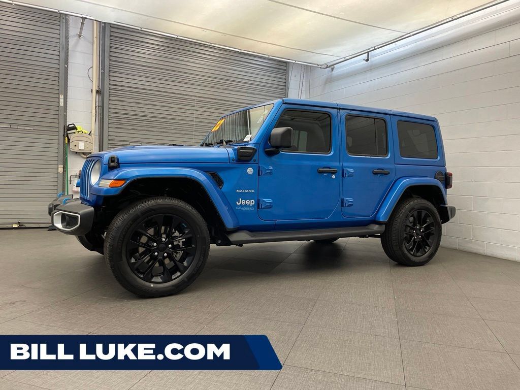 Used 2022 Jeep Wrangler Unlimited Sahara AWD/4WD image 1