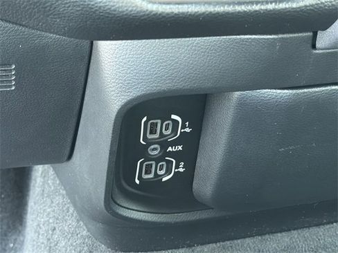 Used 2023 RAM 1500 Big Horn image 29