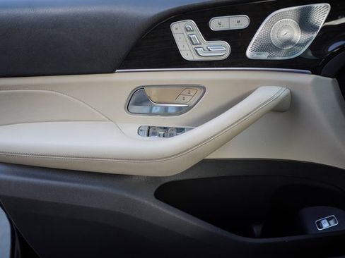 Used 2020 Mercedes-Benz GLE 350 GLE 350 w/ Premium Package image 34