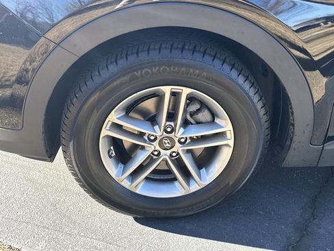 Used 2018 Hyundai Santa Fe Sport w/ 2.4L Value Package 02 image 12