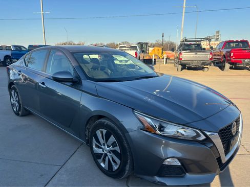 Used 2019 Nissan Altima 2.5 S image 4