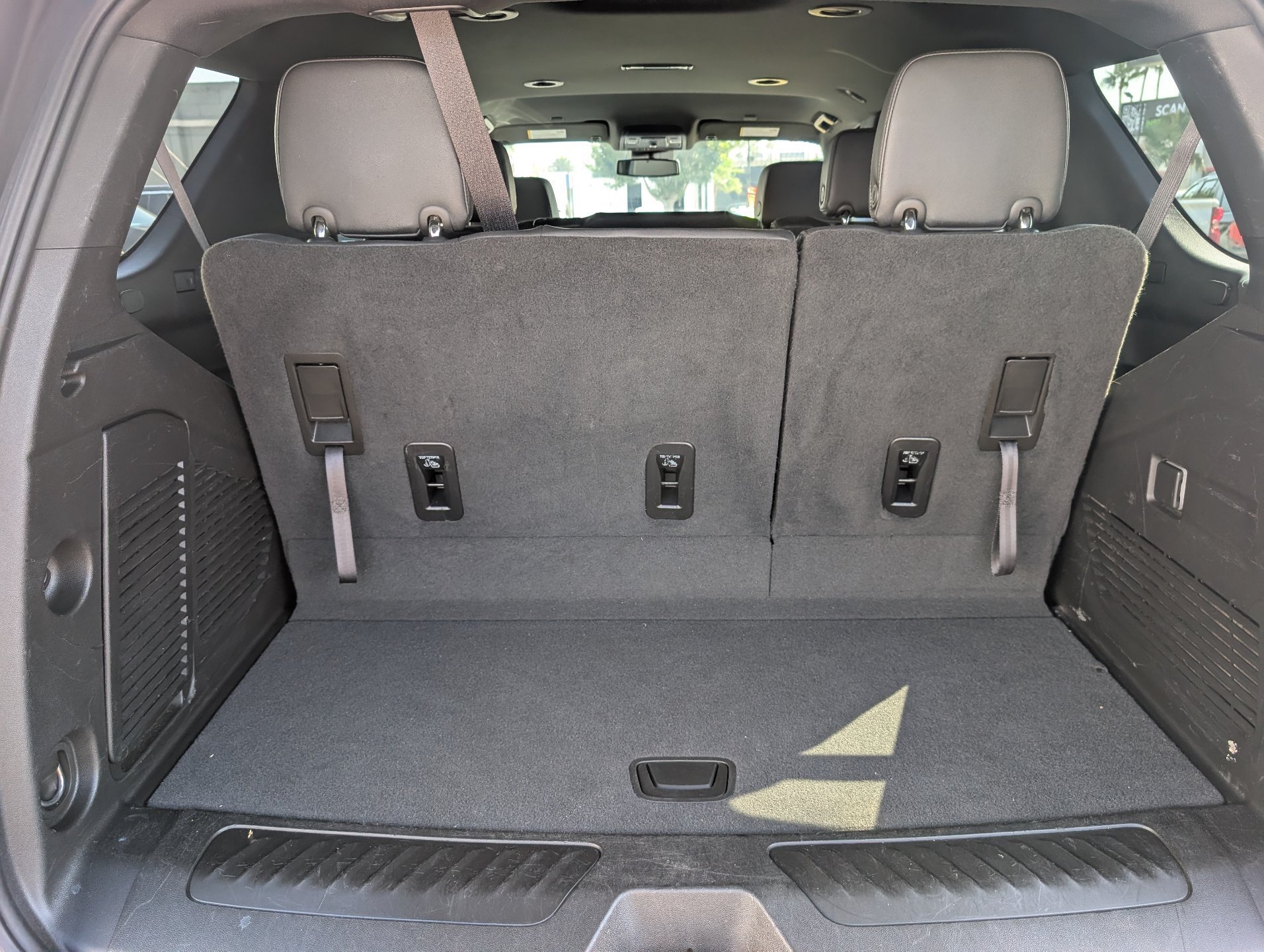 Certified 2024 Chevrolet Tahoe LT AWD/4WD image 8