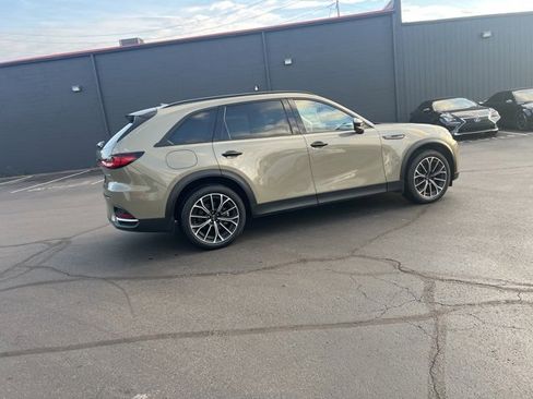 Certified 2025 MAZDA CX-70 Plug-In Hybrid w/ Premium Pkg image 7