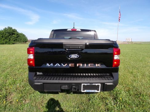 Used 2025 Ford Maverick XLT w/ XLT Luxury Package AWD/4WD image 7