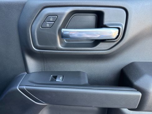 New 2026 Chevrolet Silverado 1500 Custom w/ LPO, Dark Essentials Package AWD/4WD image 18