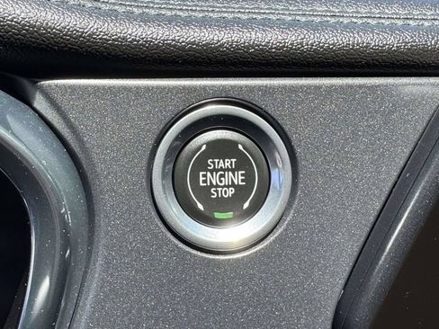 Used 2020 Chevrolet Blazer LT AWD/4WD image 9