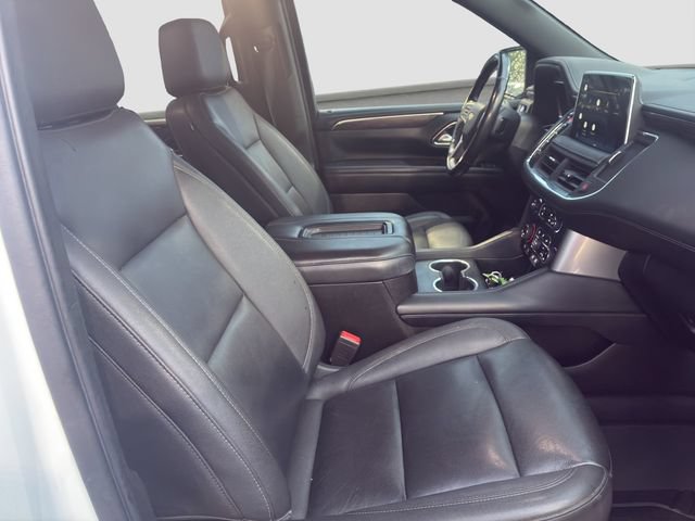 Used 2022 Chevrolet Suburban LT w/ Luxury Package AWD/4WD image 9