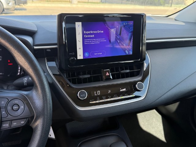 Used 2026 Toyota Corolla LE FWD image 17