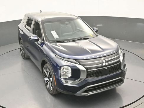 New 2026 Mitsubishi Outlander SE image 66