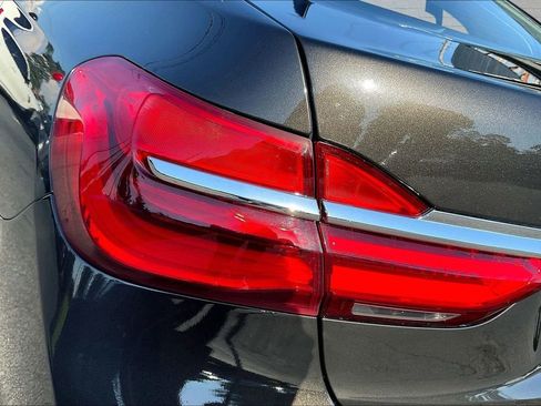 Used 2017 BMW 740i RWD image 22
