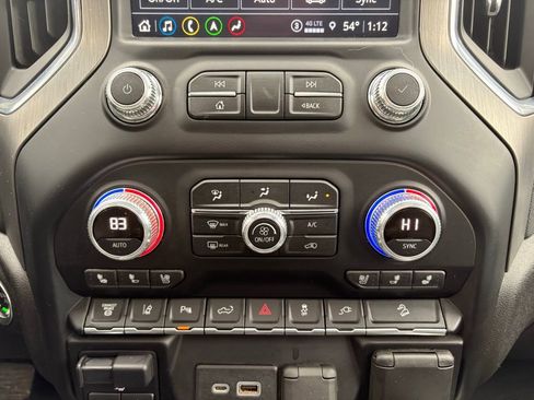 Used 2022 GMC Sierra 2500 Denali image 36