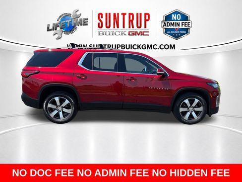 Used 2023 Chevrolet Traverse LT w/ LT Premium Package AWD/4WD image 8