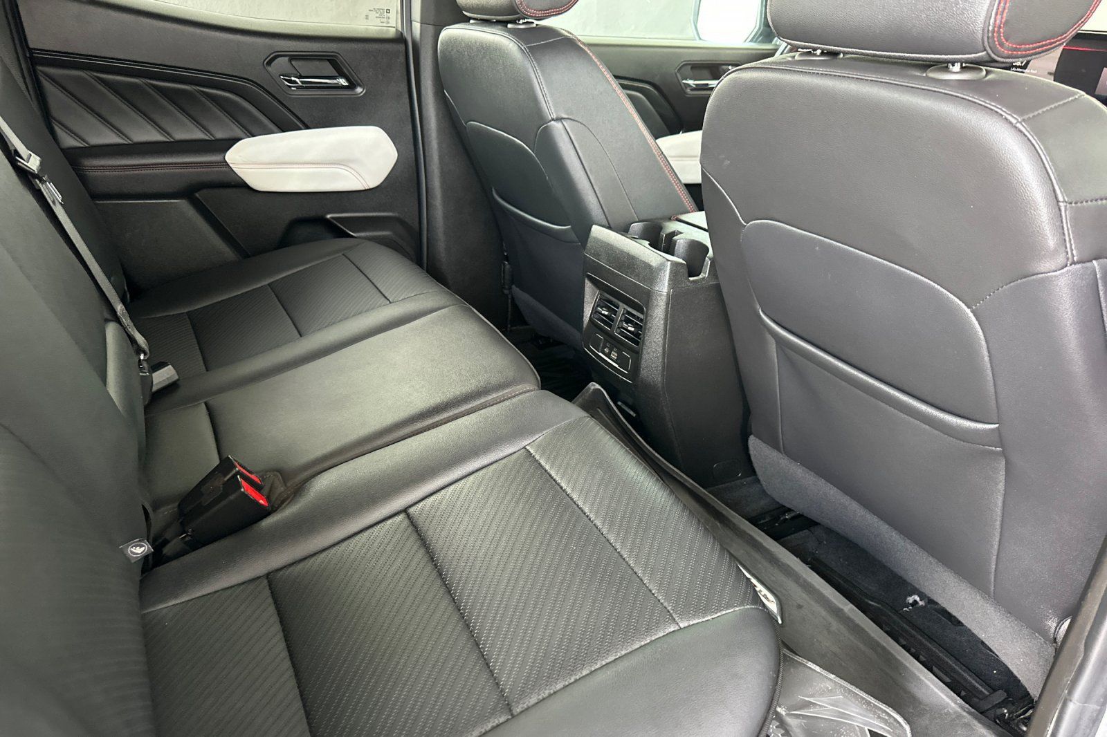 Certified 2024 GMC Canyon AT4X AWD/4WD image 18