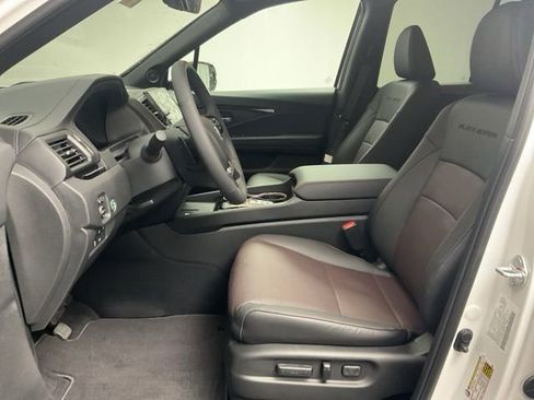 New 2026 Honda Ridgeline Black Edition image 12