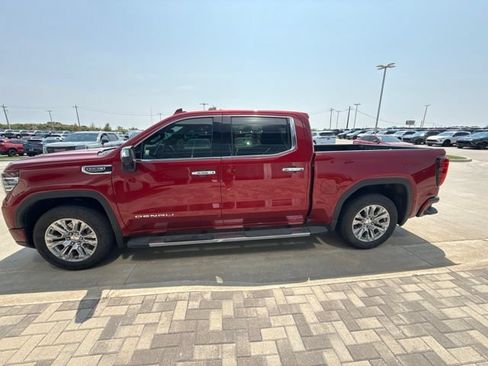 Used 2024 GMC Sierra 1500 Denali w/ Technology Package AWD/4WD image 6