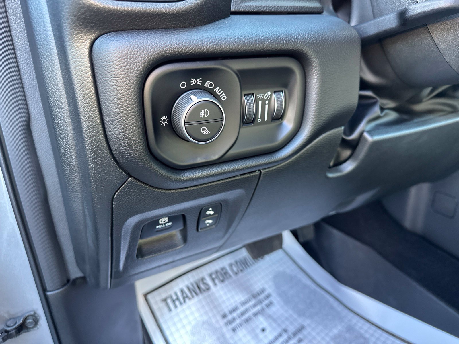Used 2025 RAM 1500 Big Horn AWD/4WD image 17