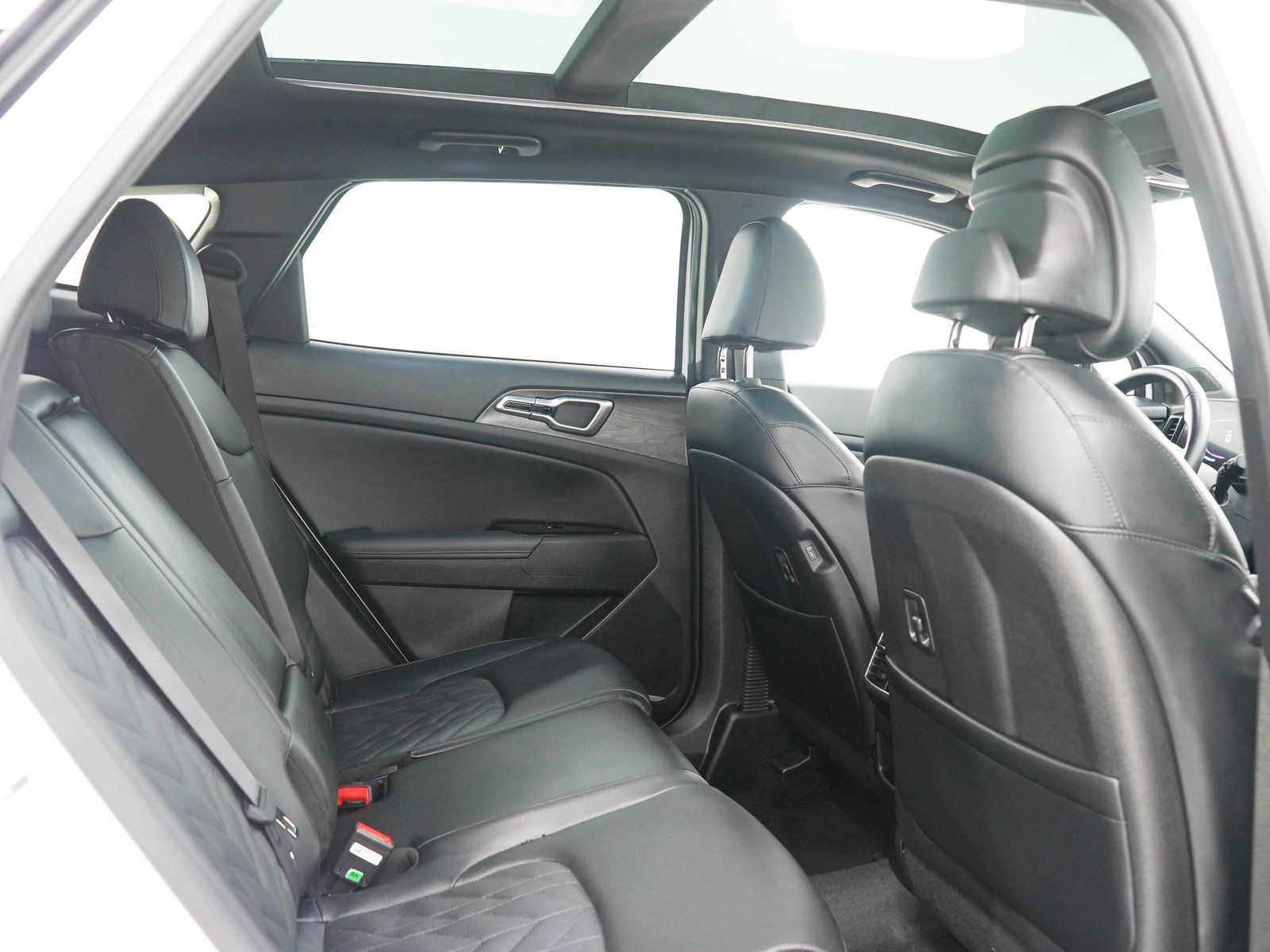 Used 2023 Kia Sportage X-Line w/ X-Line Premium Package AWD/4WD image 14