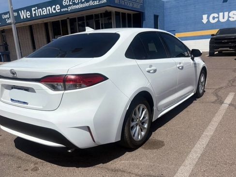 Used 2020 Toyota Corolla LE w/ LE Premium Package image 6