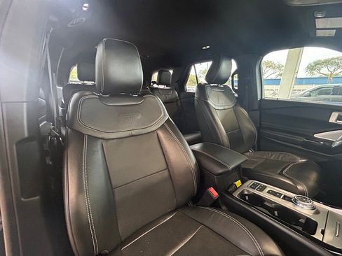 Used 2022 Ford Explorer ST w/ Equipment Group 401A image 28