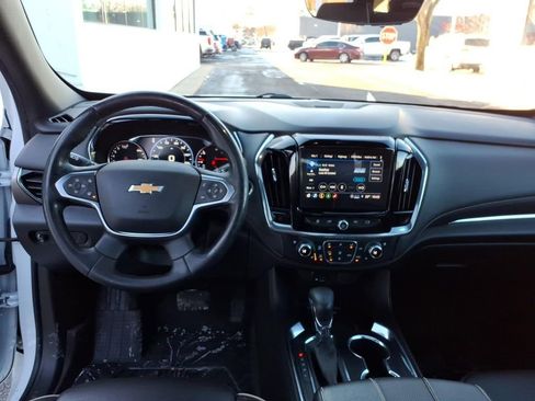 Certified 2023 Chevrolet Traverse Premier image 14