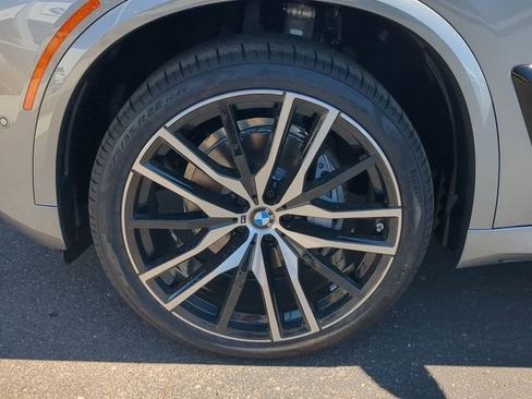 Used 2026 BMW X5 xDrive40i w/ M Sport Package AWD/4WD image 10