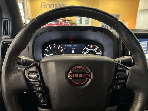 Used 2025 Nissan Frontier Pro-X RWD image 19