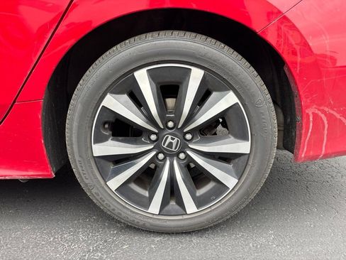 Used 2024 Honda Civic EX image 4